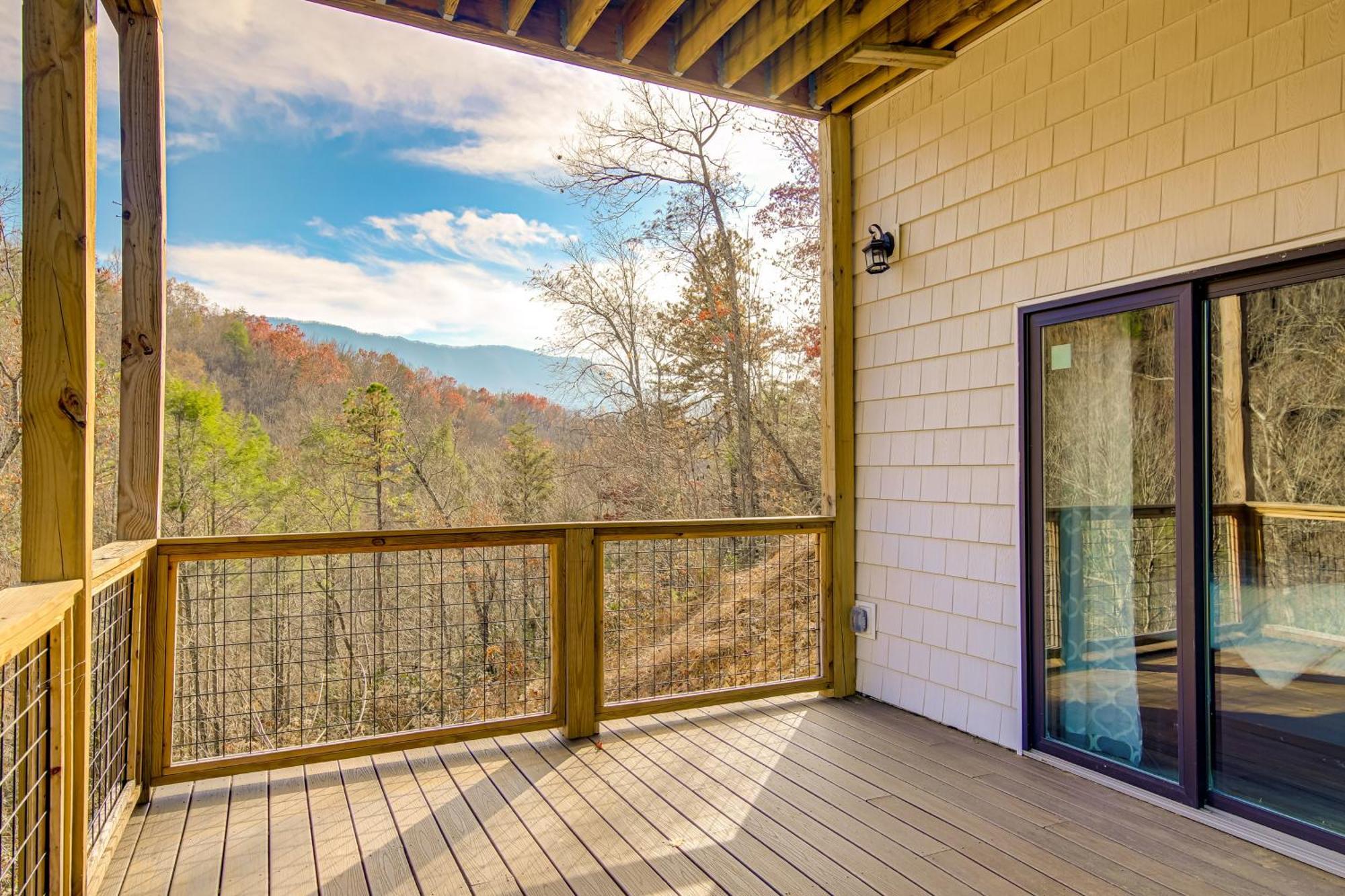 Gatlinburg Cabin With Game Room, Hot Tub And Mtn Views المظهر الخارجي الصورة