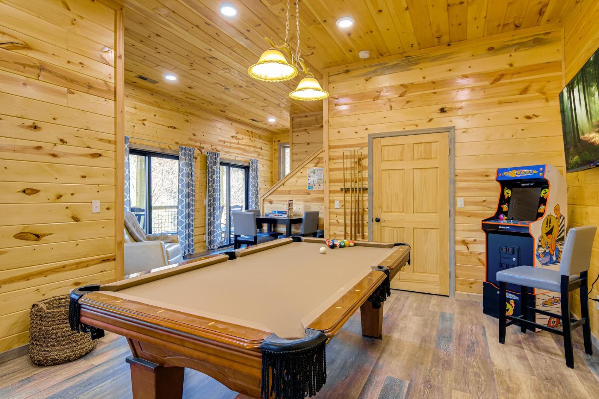 Gatlinburg Cabin With Game Room, Hot Tub And Mtn Views المظهر الخارجي الصورة