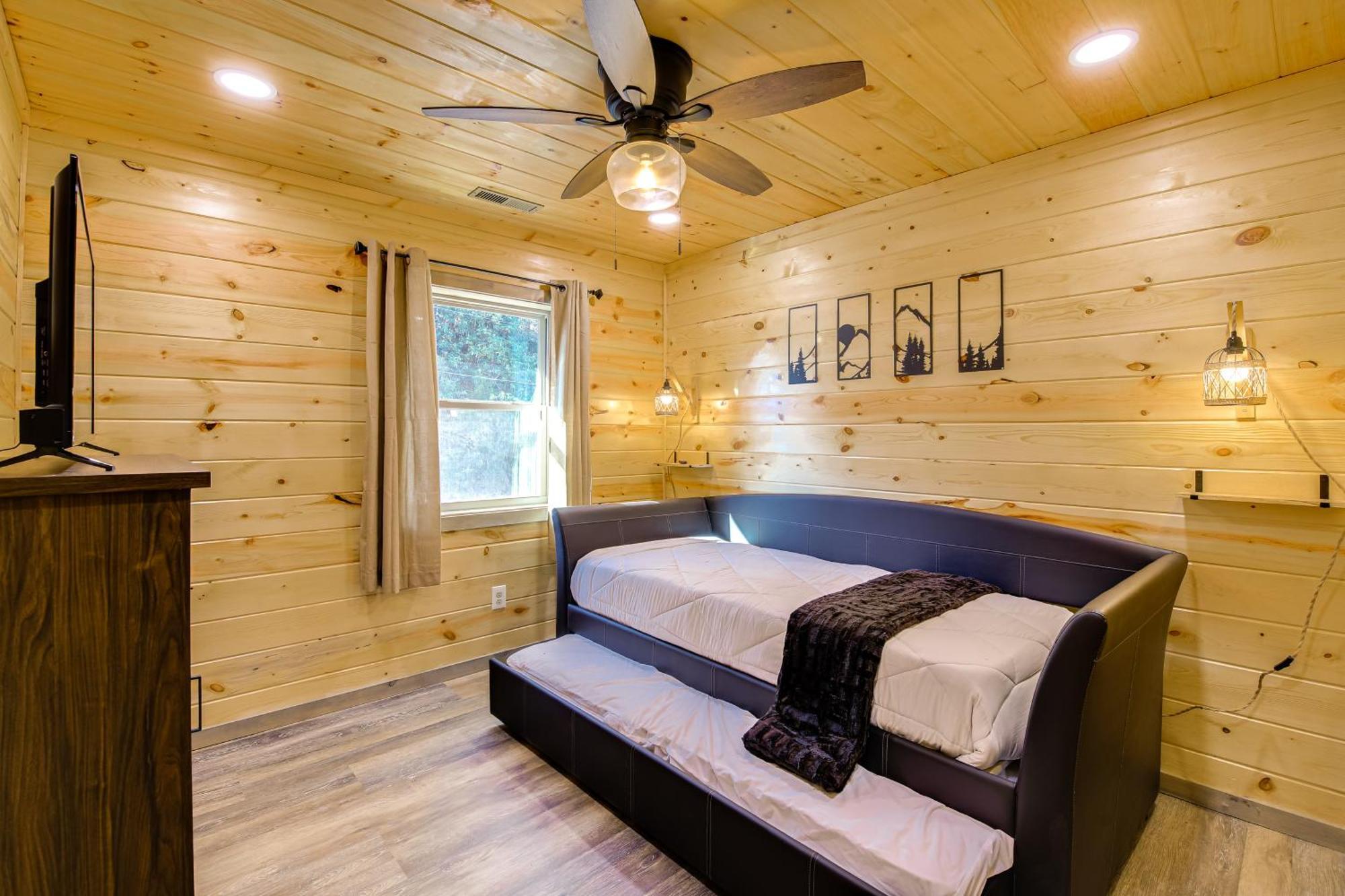 Gatlinburg Cabin With Game Room, Hot Tub And Mtn Views المظهر الخارجي الصورة