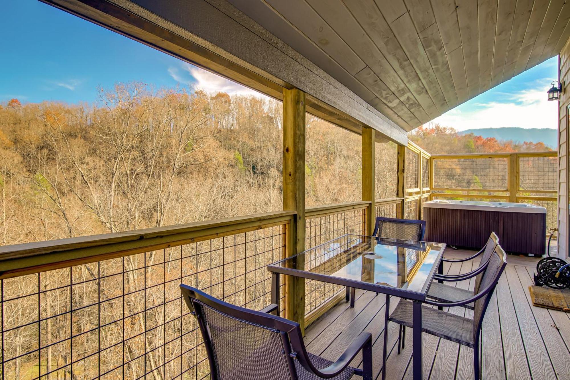 Gatlinburg Cabin With Game Room, Hot Tub And Mtn Views المظهر الخارجي الصورة