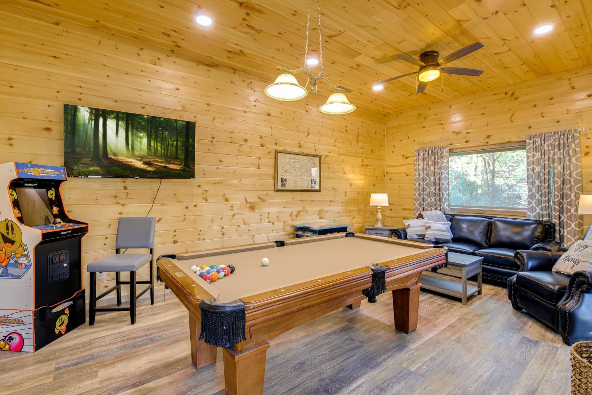 Gatlinburg Cabin With Game Room, Hot Tub And Mtn Views المظهر الخارجي الصورة