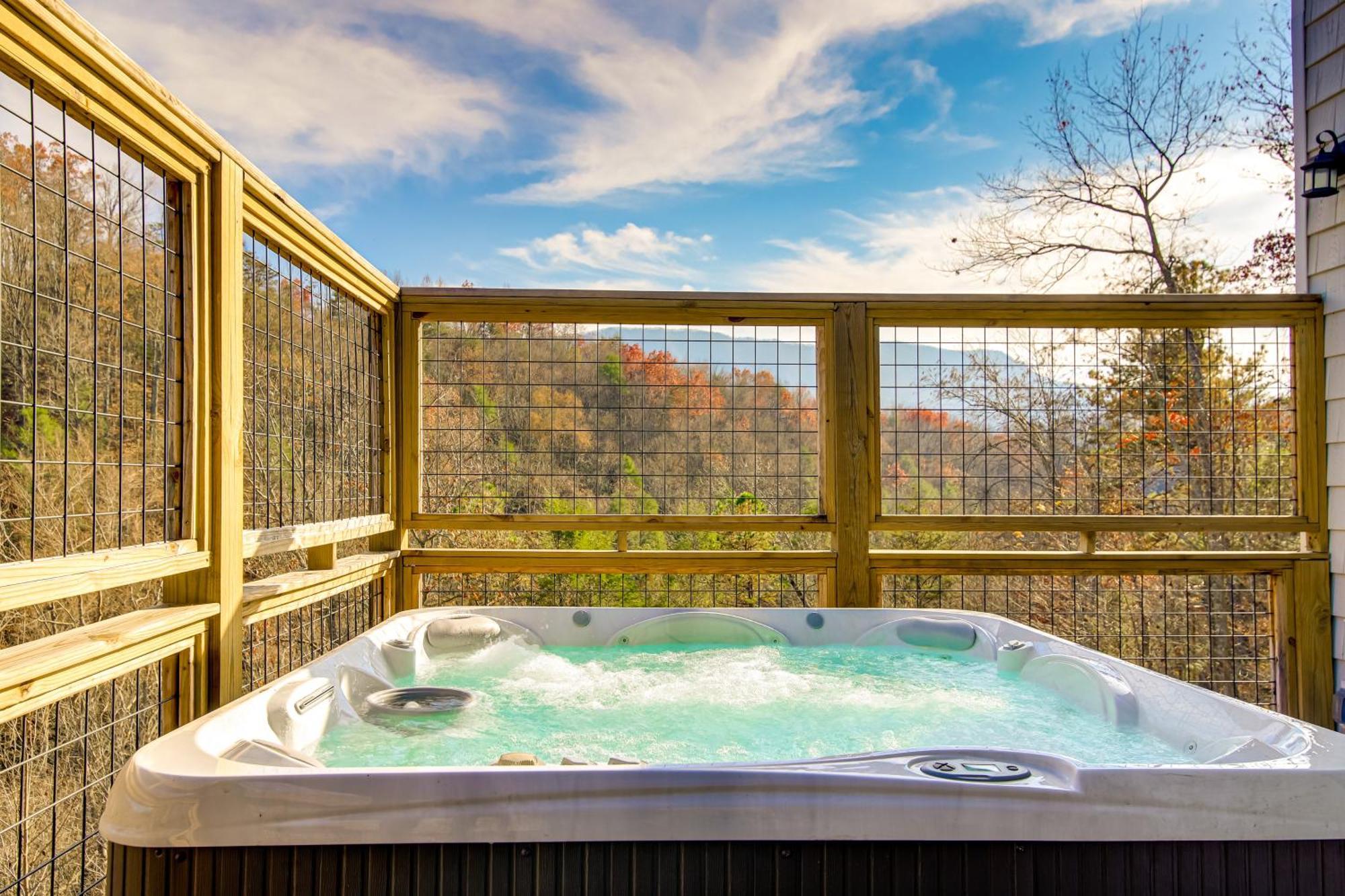 Gatlinburg Cabin With Game Room, Hot Tub And Mtn Views المظهر الخارجي الصورة